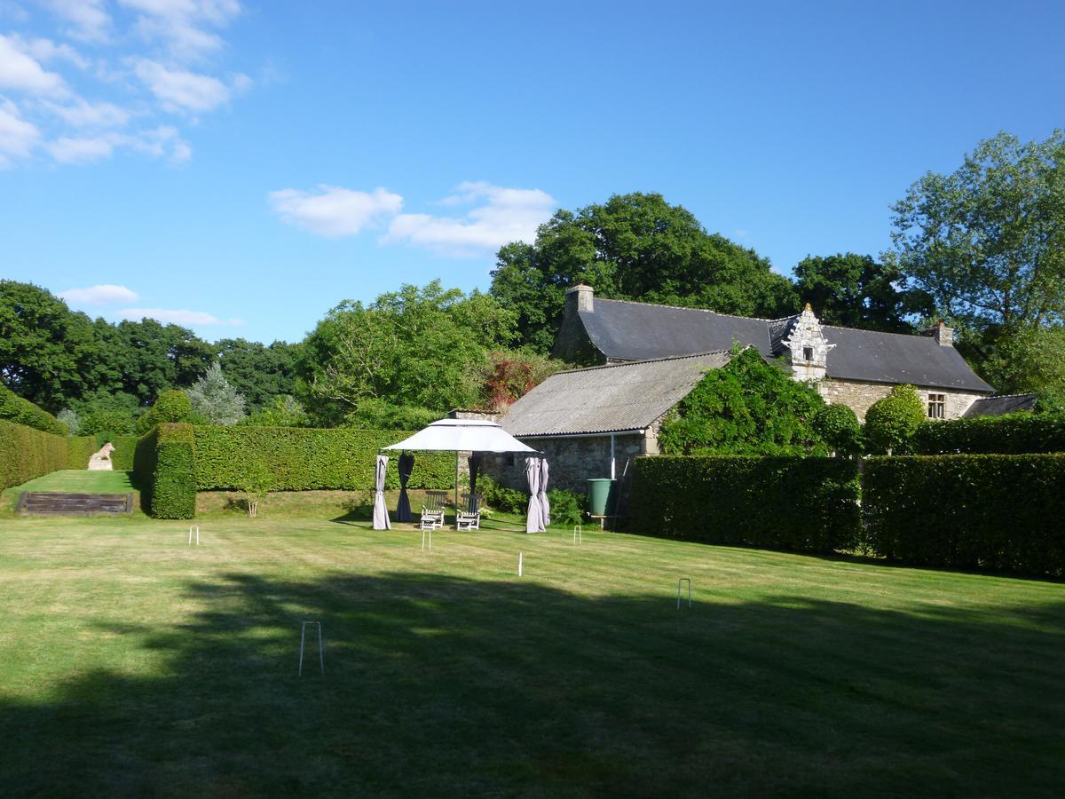 Manoir De Kerledan Hotel Carhaix-Plouguer Exterior foto